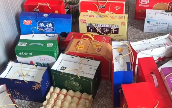 华商头条|消费维权不止315 | 莫让“礼盒刺客”消解春节年味 过度包装沉疴何时休？