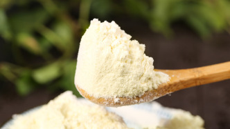 宣称“滴滴纯粹” 实际含奶量仅千分之一 新华社调查