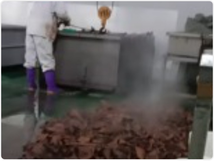 四川南充回应“网红毛肚生产乱象”：立案调查 企业停产整顿