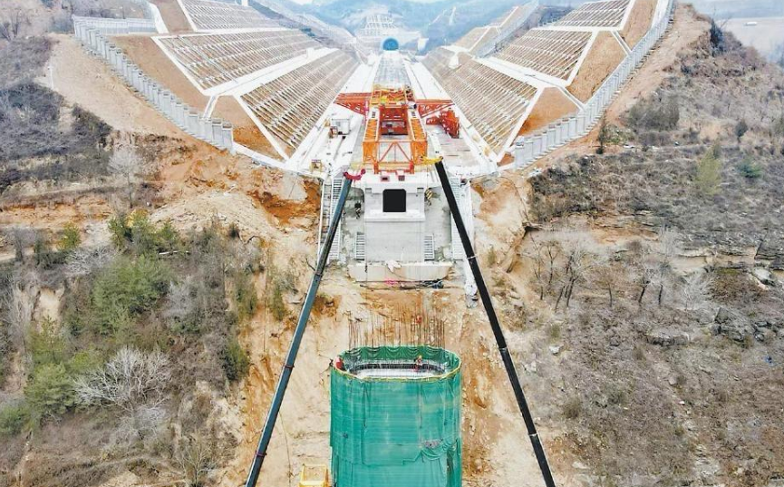 延榆高铁（榆林段）施工建设有序推进 计划完成投资74.5亿元