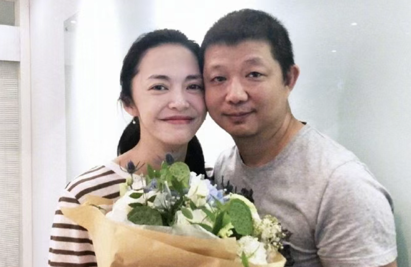 姚晨曹郁官宣离婚：多年前已结束婚姻关系 并未对外公布