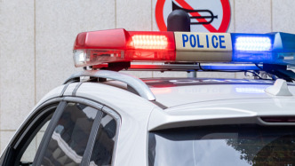 长沙天心警方：两人在公共场所实施不雅行为，被采取刑事强制措施