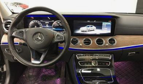 男子开“智驾”跑高速出事故致车辆贬值 4S店：操作不当