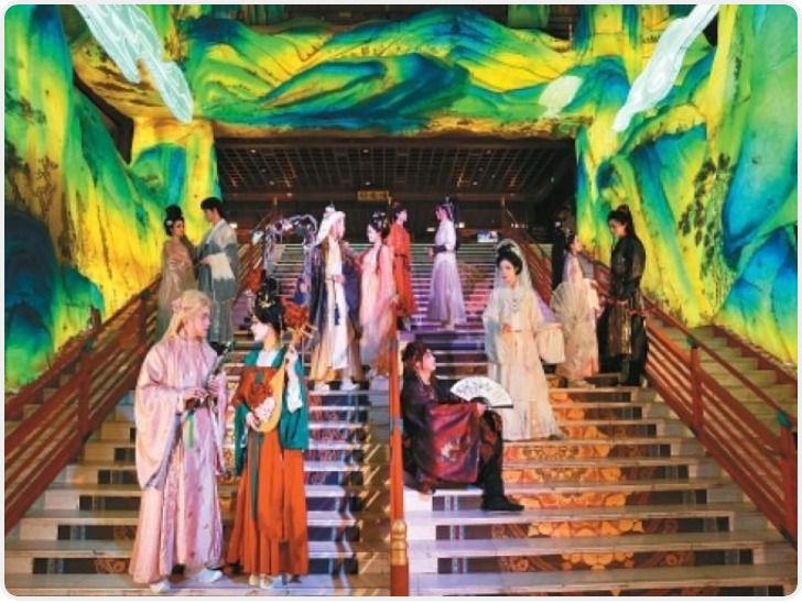 感受盛唐春日之美 长安十二时辰主题街区焕新迎客