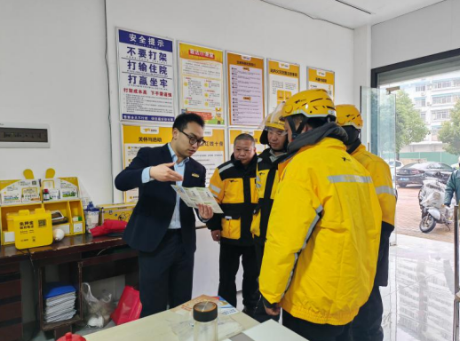 aIuG0CqgXSIDT4YZ.png image.png