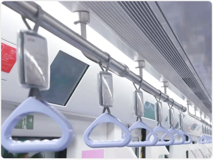 看不见的旅途“看得见”的温暖 西安地铁人员接力守护视障人士