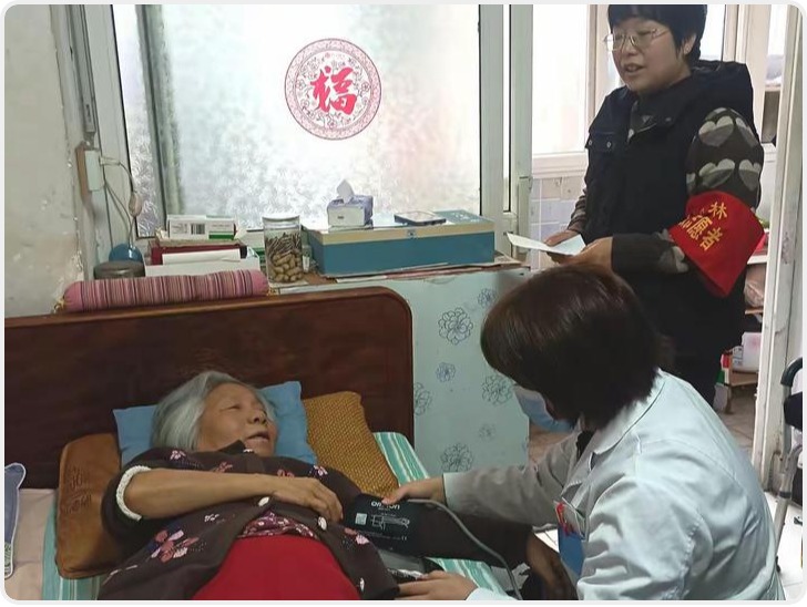 108坊故事|解决特殊群体家庭“出门难 就医难 理发难”问题 安东街社区把服务送上门