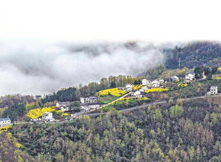 安康牛蹄岭 尽显陕南乡村的美丽