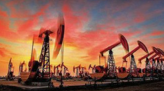 近13年来首次“主动出手”！为啥要对成品油价临时调控？