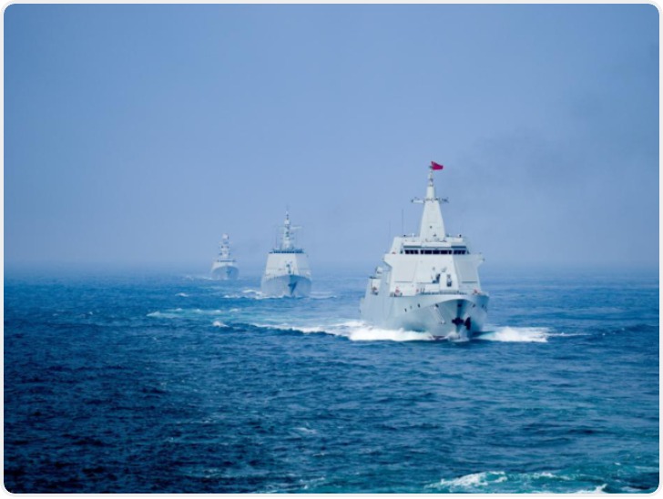 双“舰”合璧！万吨大驱安庆舰东莞舰最新训练画面