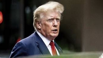 美元纸币将破天荒印现总统签名特朗普最新“留痕”遭调侃