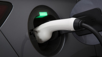 网传新能源车充电涨价是因为“用油发电”？专家回应