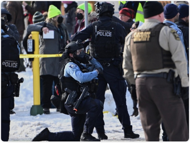 美国联邦法官裁定特朗普政府终止移民身份行为违法