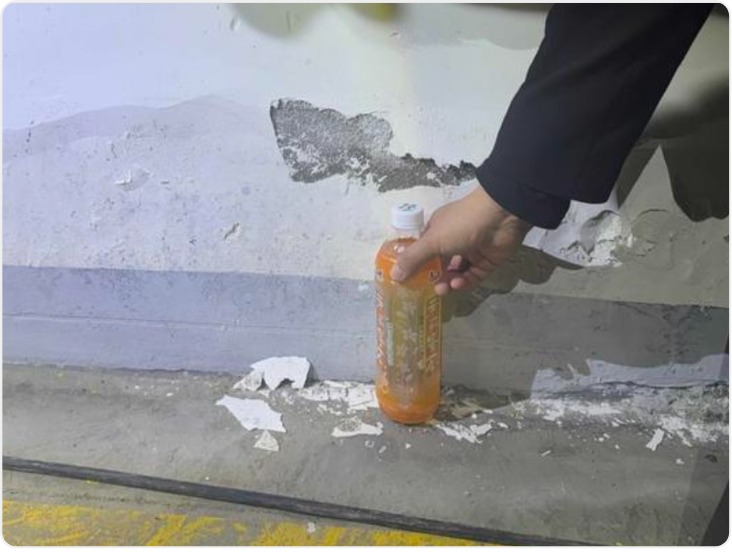 西安一小区地下车库积水 “不知从哪儿漏的，也不知漏了多长时间”