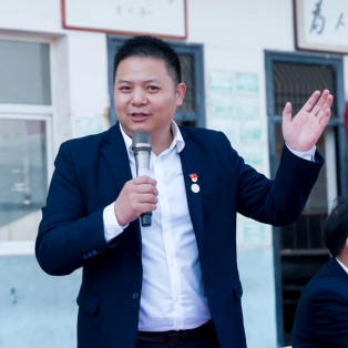 eD5ySaExKyvkJ5u2.png image.png