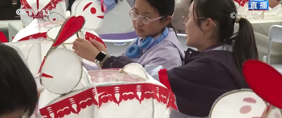 “活”起来、“动”起来、“立多彩春假趣味多孩子们乐在其中(图1)