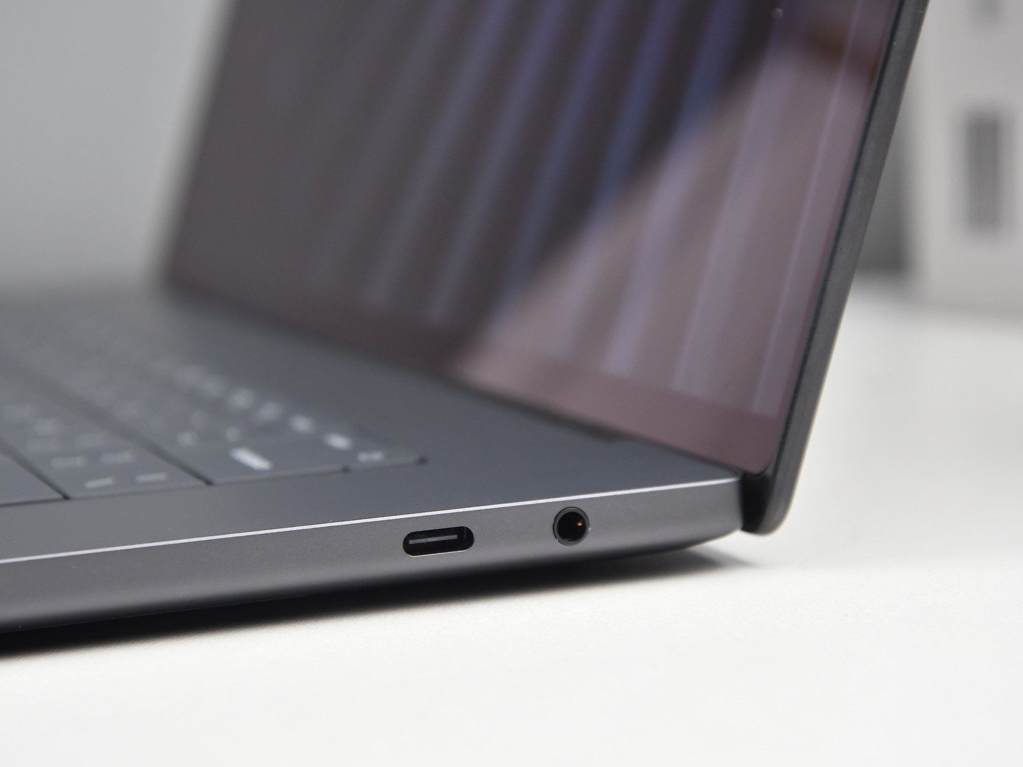 16英寸厚度仅14.62mm!上手体验戴尔XPS 16