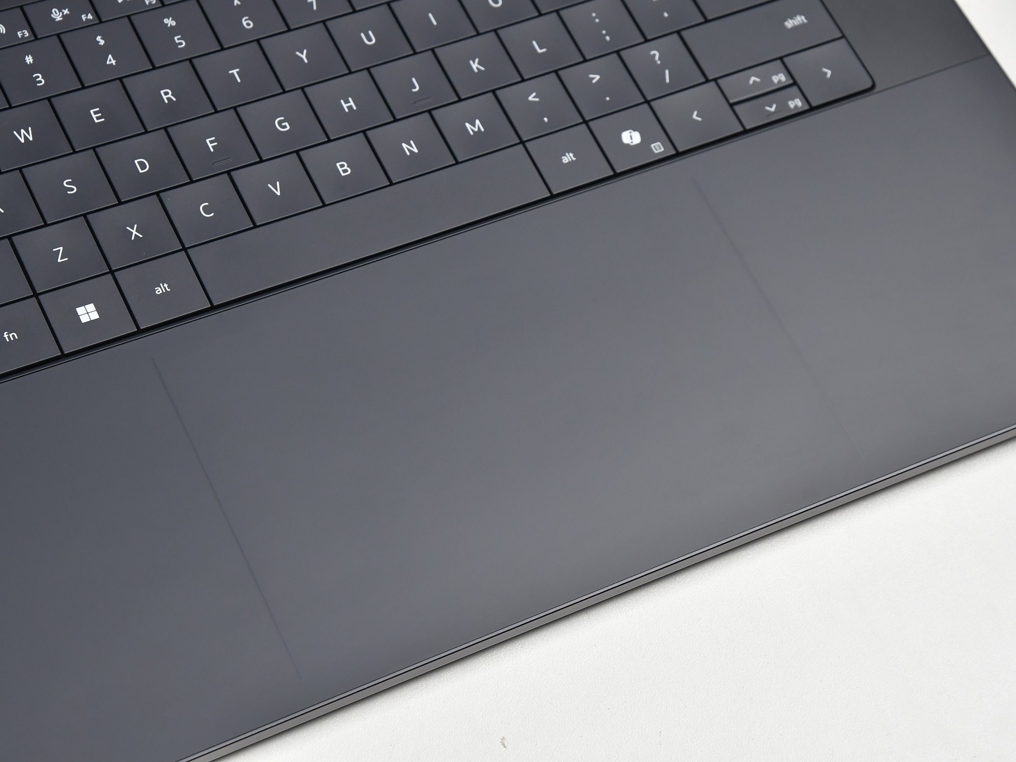 16英寸厚度仅14.62mm!上手体验戴尔XPS 16