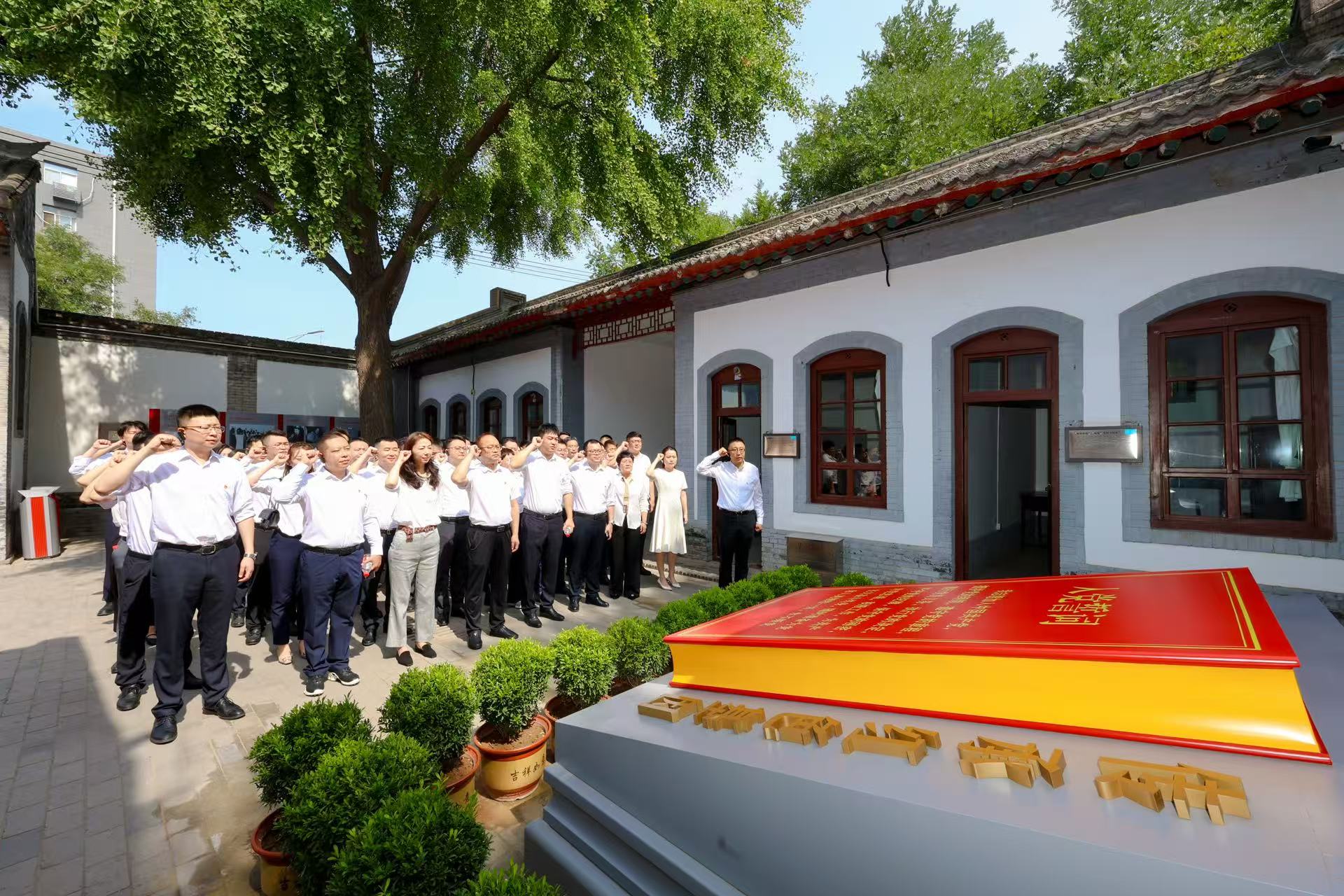 vGOFNcpGR55HfN64.jpg 6_1.jpg