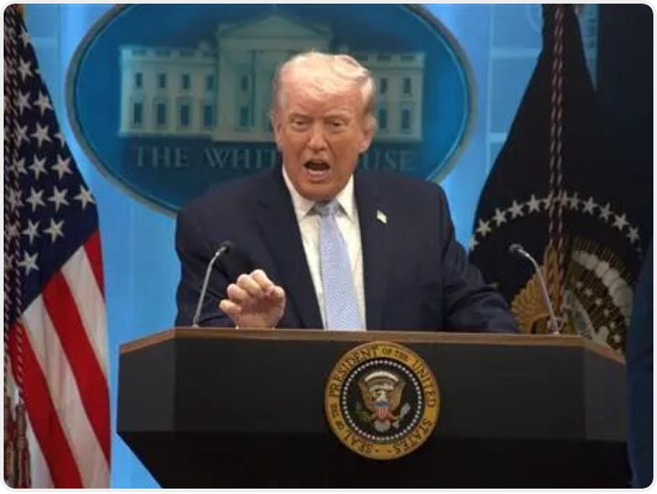 特朗普：同意在两周内暂停对伊朗的轰炸和袭击