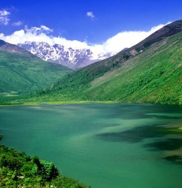 四姑娘山恢复开放部分户外线路 景区：建议请正规向导