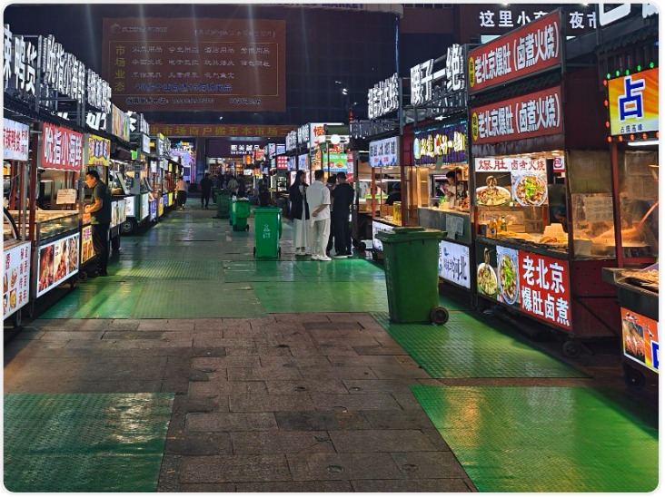 交费后长期无法正常经营 西安永昌路夜市被取缔后退费难