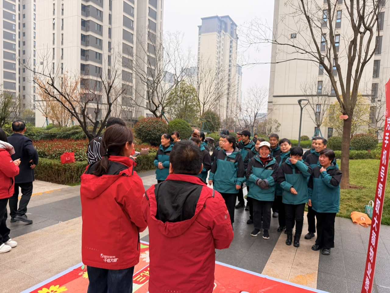 KkbI7iejiCTlM5xs.jpg 3.jpg