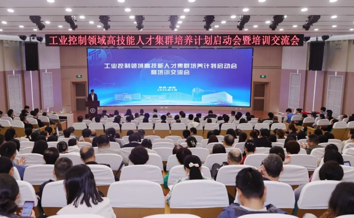 TWGyrUPN1QAGAK5E.png image.png