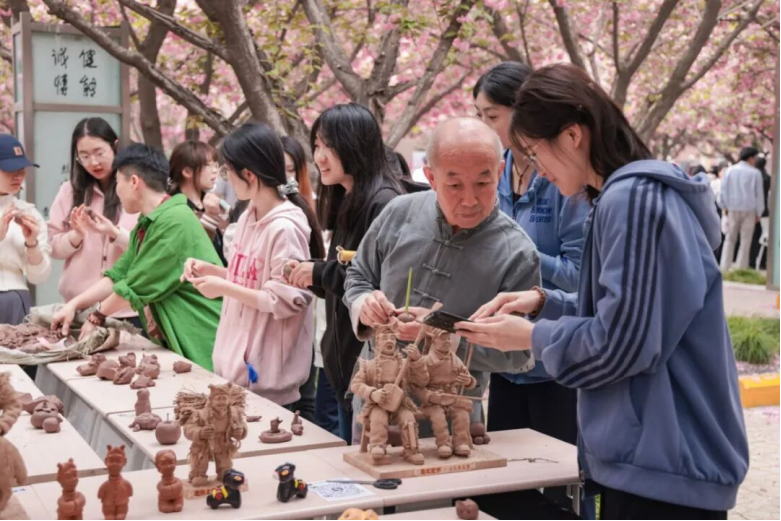 XvowsWFJGvPERHJa.png image.png