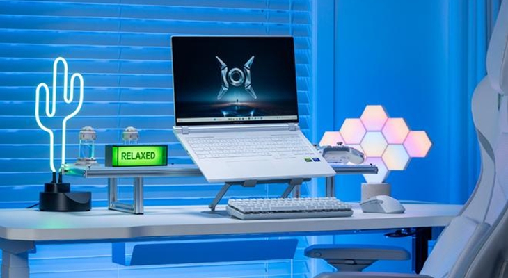 荣耀WIN游戏本：升降尾喷，启动!