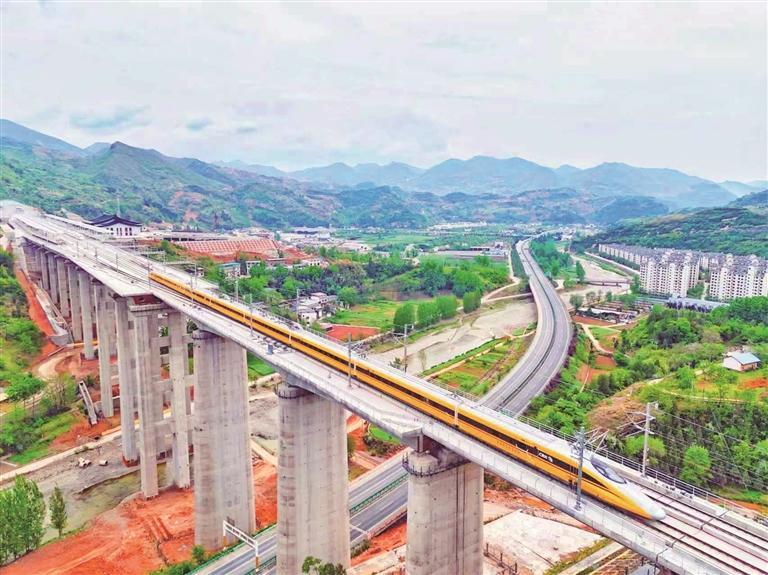 西十高铁启动时速385公里提速试验