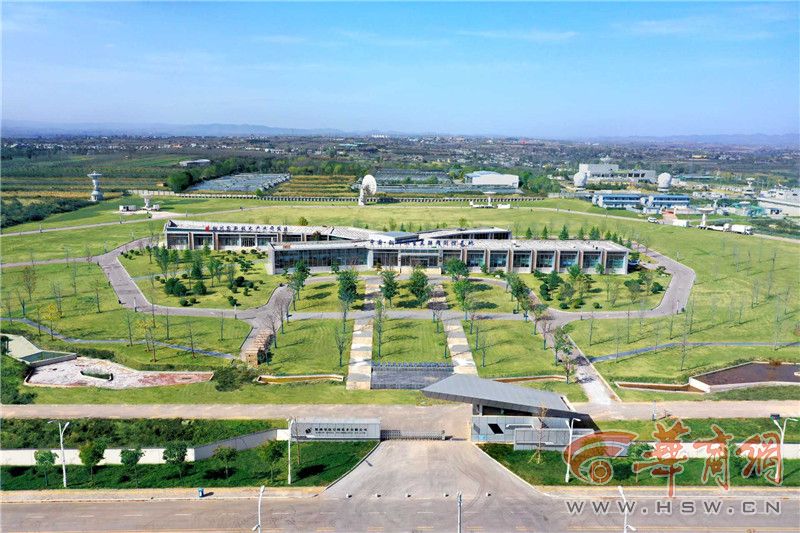 1mjDKucwEvbRBnO8.jpg 1mjDKucwEvbRBnO8.jpg