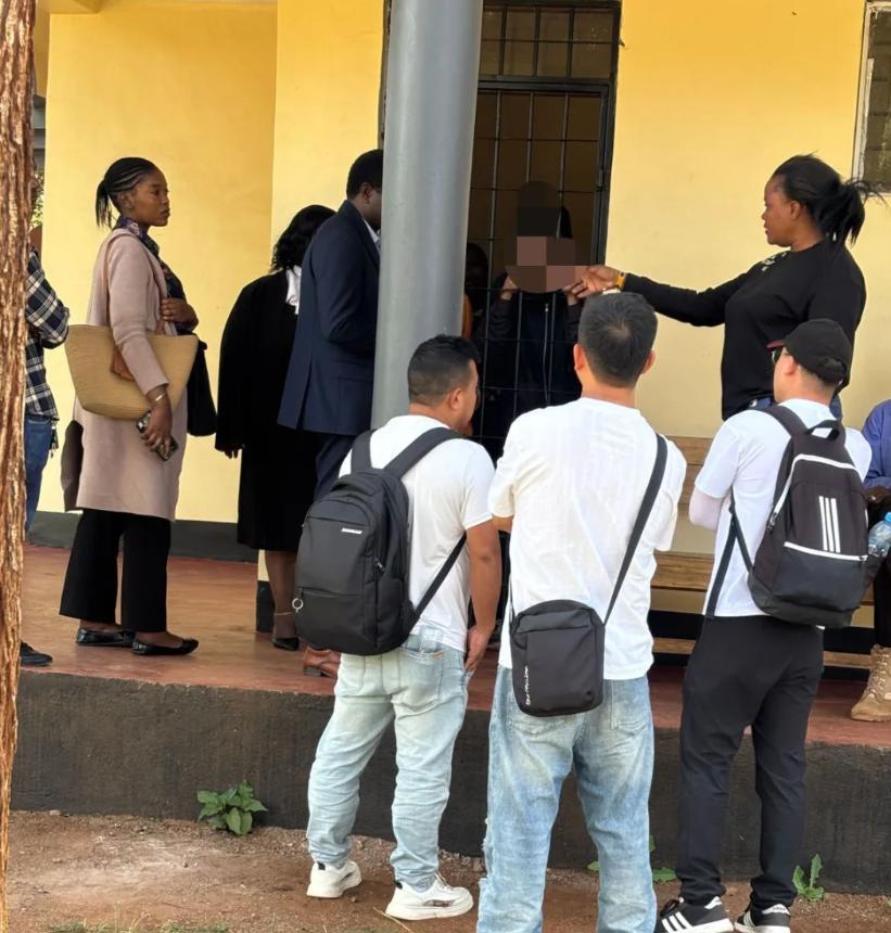 在非绑架殴打同胞的网红“非洲洋洋”获刑4年 受害人：等他服刑结束回国 还会起诉索赔