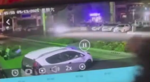 醉驾车被警车追随撞上电动车致骑车人身亡 家属认为交警应担责已起诉