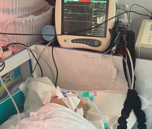 男子抢救7.5小时用百余支止血针 工作人员称用药合理