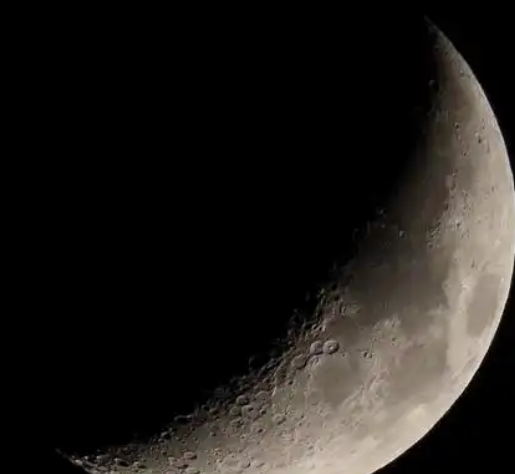 年度最大蛾眉月4月21日登场 本次观赏还有彩蛋