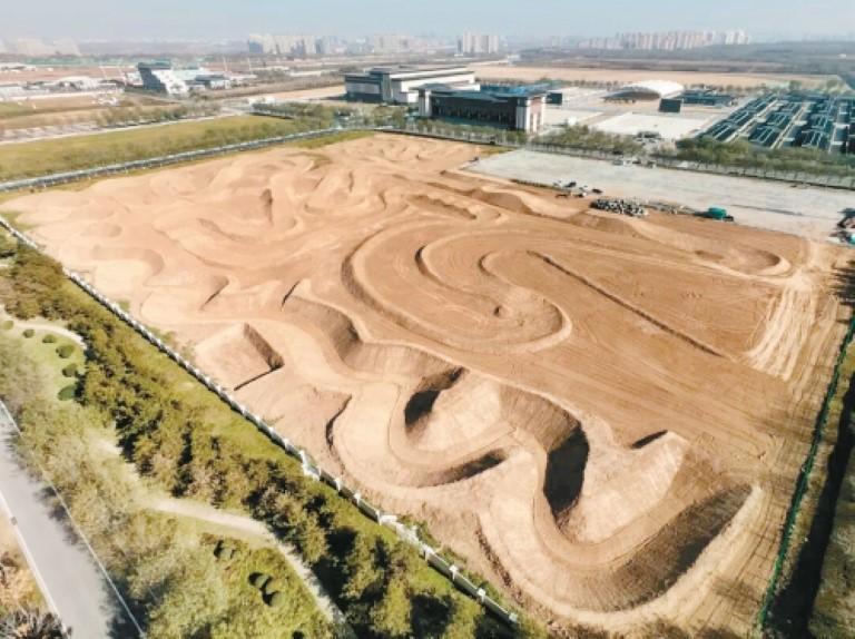 陕西首个专业越野摩托车赛场在西咸新区建成  “五一”期间举办首场赛事