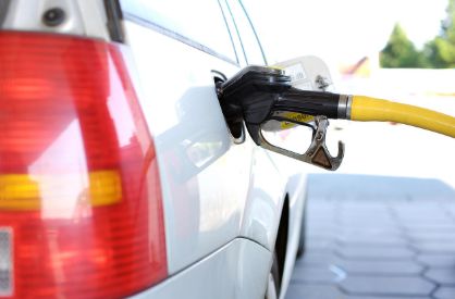 油价调整！加满一箱油少花22元左右