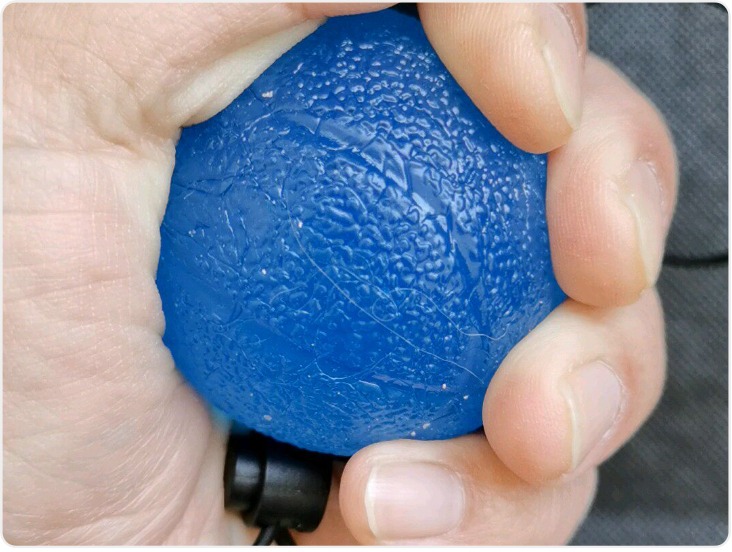 从“孩童专属”到“银发新宠” 适老玩具该如何承载“老有所乐”的美好期许