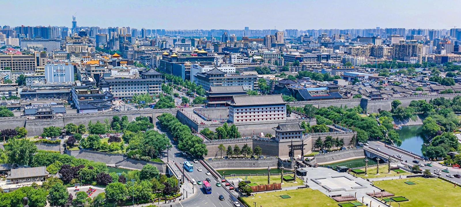 漫步城墙感受千年古都