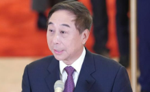 演员冯巩受聘担任儿童与青少年重大疾病救助宣传大使