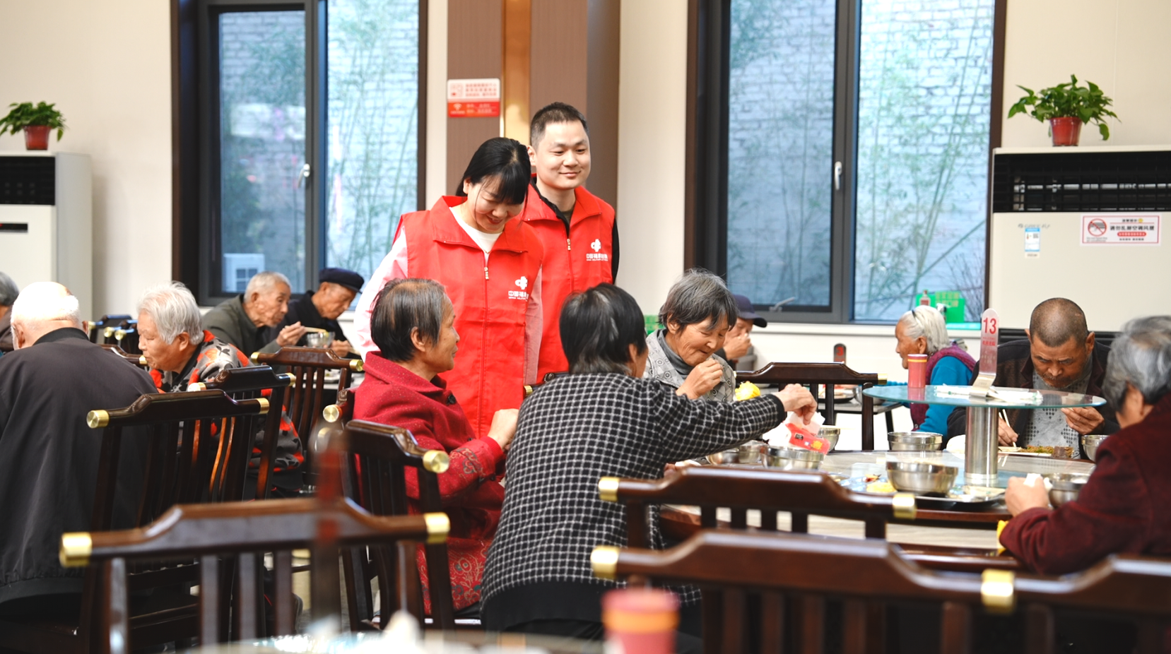 从投注站到长者餐桌 见证公益金端稳幸福晚年 (3).png