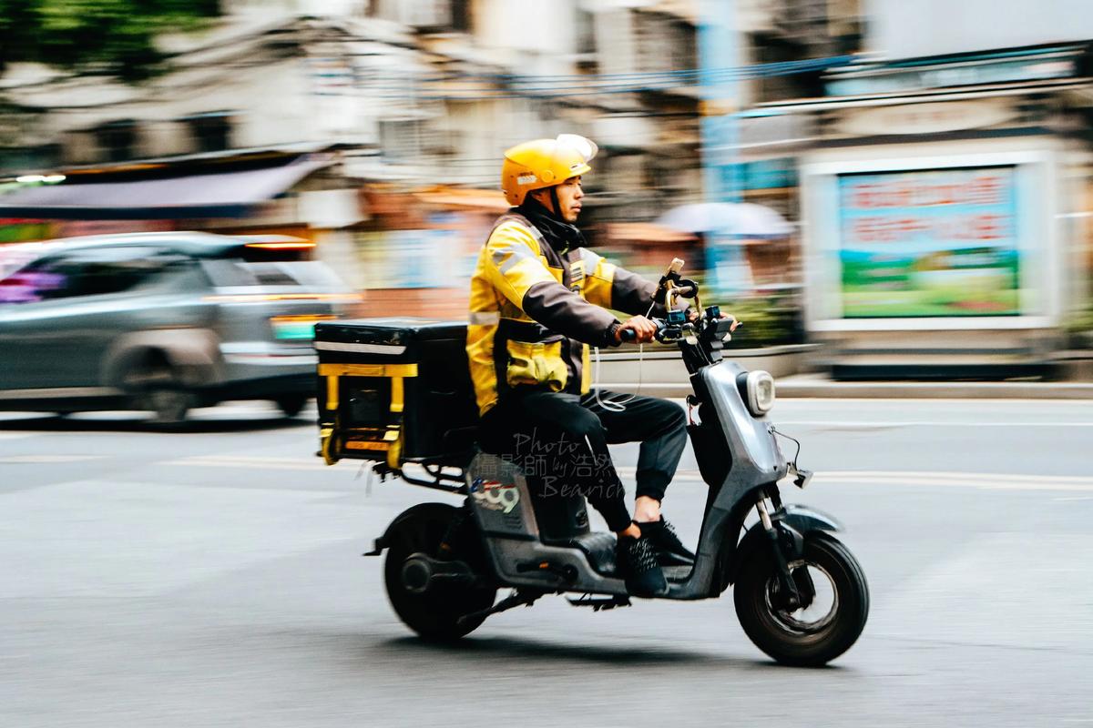 破解新业态劳动者维权困境 构建健康发展新生态