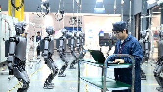 人民日报评论员：坚定信心 进一步打牢科技强国建设根基