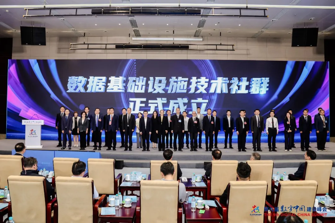 ryGo47VDCjqxLwv8.png 图片 1.png