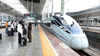 今年1至4月全国铁路发送旅客15.55亿人次 同比增长6.8%