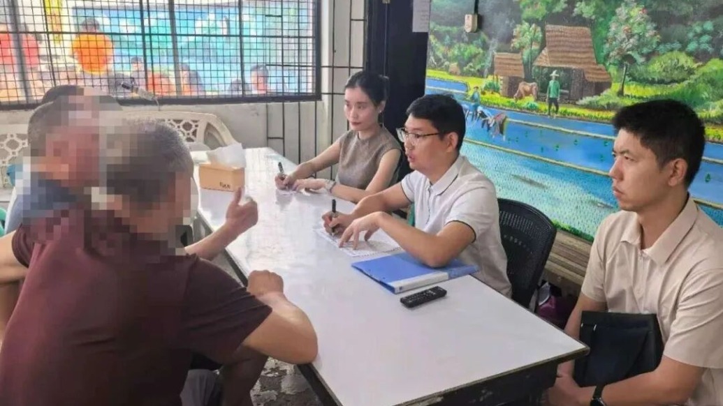 69名中国公民在菲被扣 中使馆派员进行领事探视