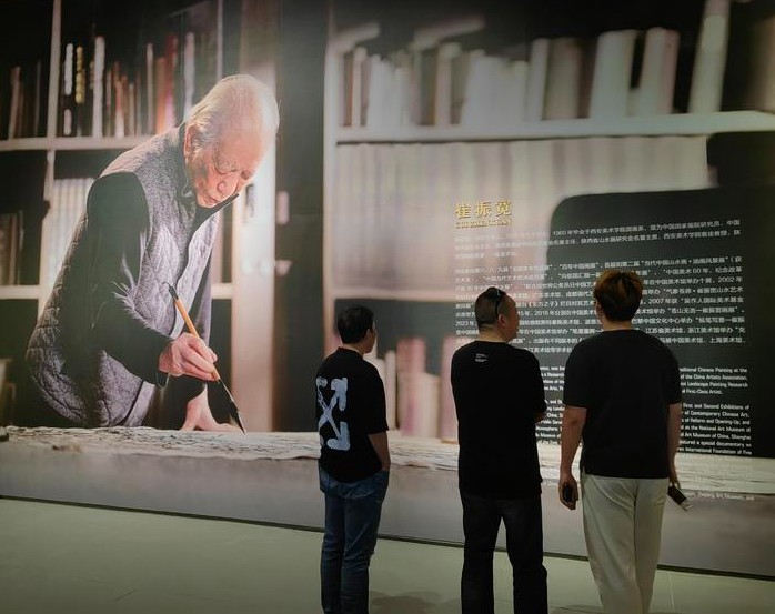 充实而有光辉“崔振宽艺术巡展”西安收官