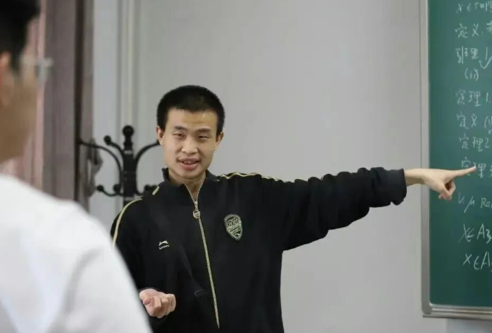韦东奕获北京市杰出青年中关村奖
