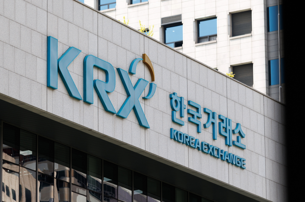 韩国股市暴跌触发熔断机制